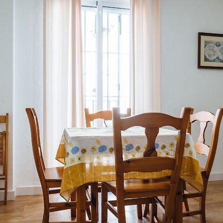 apartamento con parking plaza del museo Sevilla Exterior foto