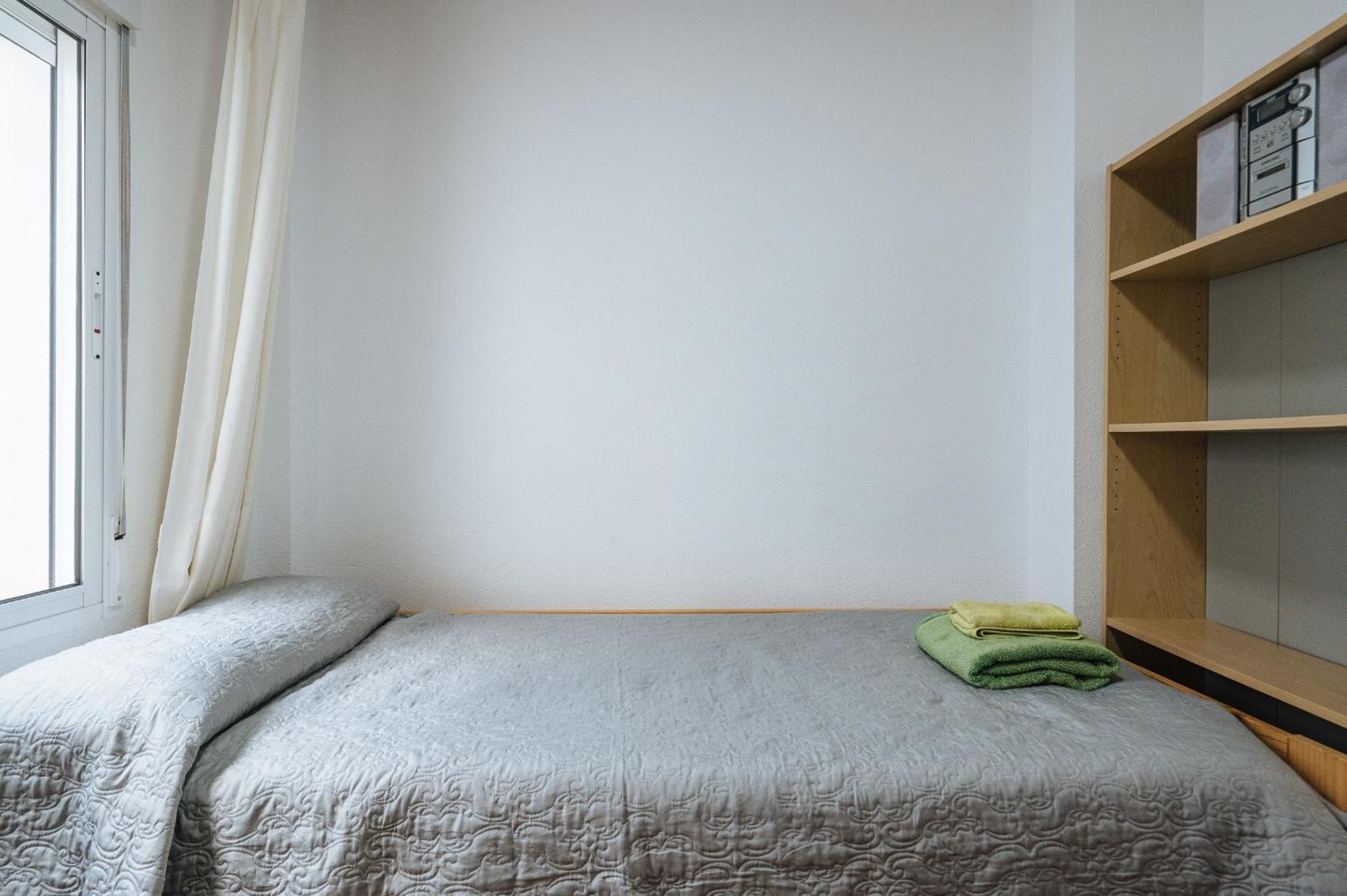 apartamento con parking plaza del museo Sevilla Exterior foto