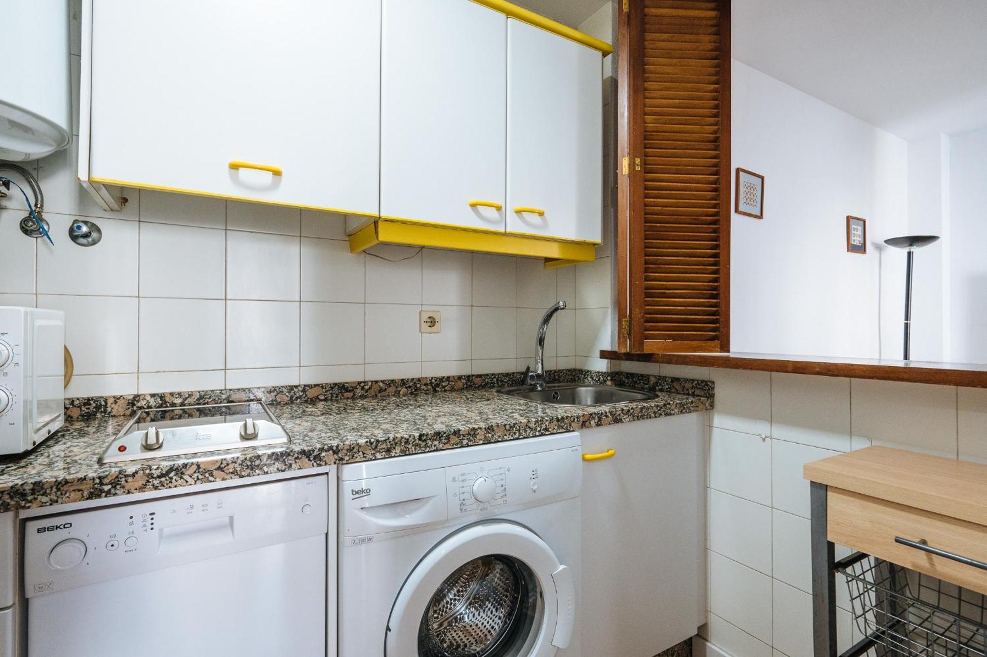 apartamento con parking plaza del museo Sevilla Exterior foto