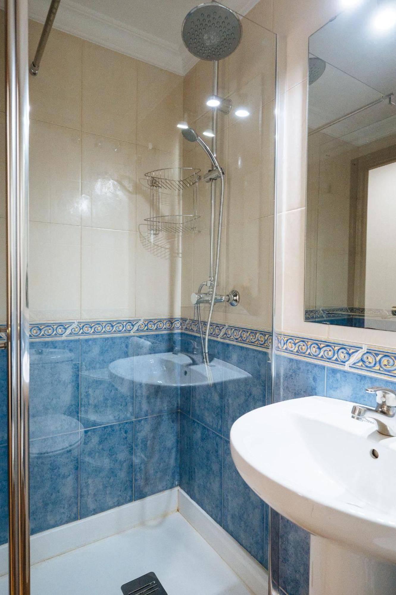 apartamento con parking plaza del museo Sevilla Exterior foto