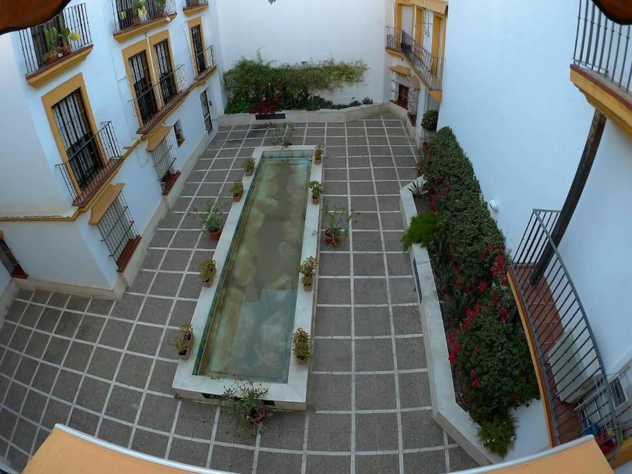 apartamento con parking plaza del museo Sevilla Exterior foto